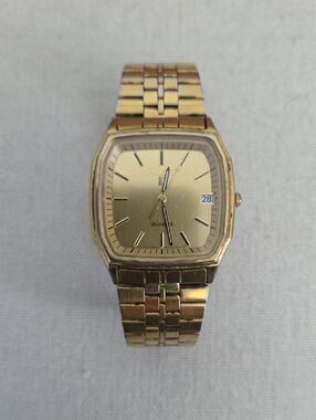 Vintage 1980s Pulsar Quartz Watch
